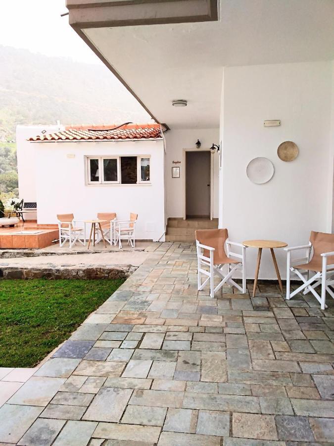 Idomeneas Apartments Sougia Exterior foto